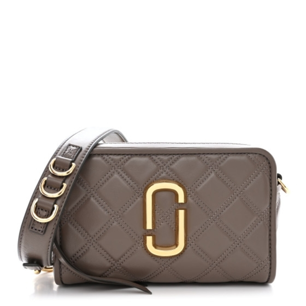 [SOLD] MARC JACOBS Calfskin Quilted The Softshot 21 Crossbody (Loam soil/Gold)